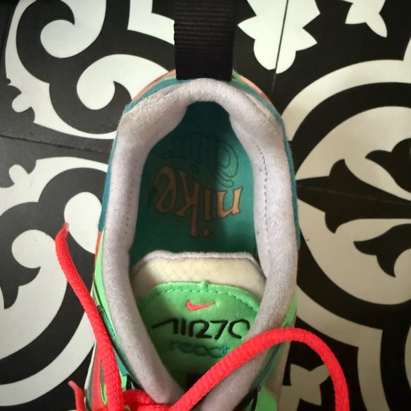 Air Max 270 React 'Electro Green
Lagoon' - Picture 3 of 3
